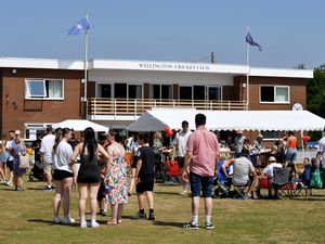 Supporting image for story: Hundreds turn out for Wellington's Wrekin Eatin' food festival on scorching day of delicious delights