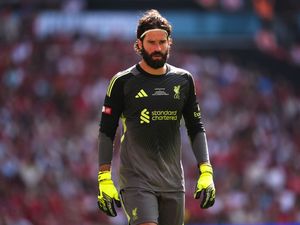 Supporting image for story: Liverpool goalkeeper Alisson Becker ruled out until after international break