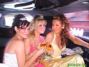 Supporting image for story: Students put on style for proms