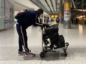 Supporting image for story: Coronavirus passports to be ready ‘as soon as possible’, say transport chiefs