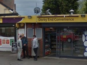 Supporting image for story: Store could lose licence after immigration raid