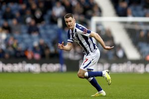 EDITORIAL USE ONLY. No use with unauthorized audio, video, data, fixture lists, club/league logos or 'live' services. Online in-match use limited to 120 images, no video emulation. No use in betting, games or single club/league/player publications