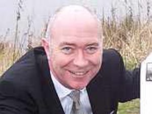 Supporting image for story: Council chiefs' £680k wages