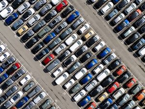 Supporting image for story: New car market returns to growth