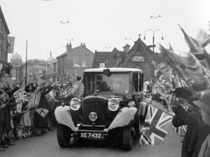 Supporting image for story: Gerry's magnificent picture legacy after a life through a lens 