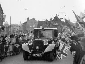 Supporting image for story: Gerry's magnificent picture legacy after a life through a lens 