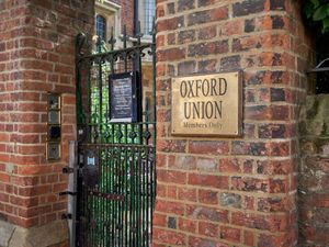 Supporting image for story: Voting ends in no confidence ballot of Oxford Union president-elect