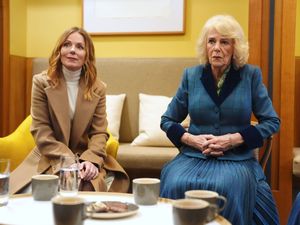 Supporting image for story: Queen adds a touch of Spice to royal visit