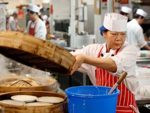 Supporting image for story: Service sector returns to growth after months of malaise