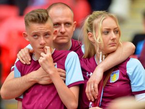 Supporting image for story: Aston Villa 0 Fulham 1: Find your face at Wembley