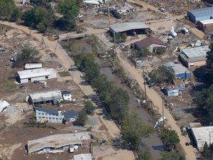 Supporting image for story: Hurricane Helene death toll rises to 200