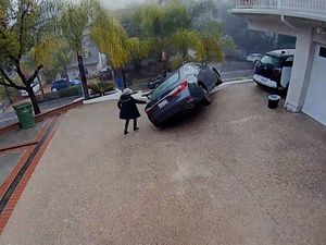 Supporting image for story: Lexus ES meets a sticky end after driver forgets to put it in Park