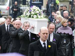 Supporting image for story: Hundreds at funeral for tragic teenager Christina Edkins - Video