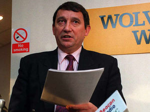 Supporting image for story: From the archive - Graham Taylor resigns