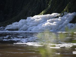 Supporting image for story: Group's drinking water claims about 'bubbling foam' on river in Shrewsbury 'wrong and irresponsible' says Severn Trent