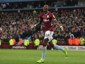 Supporting image for story: Wolves chase Villa loanee Tammy Abraham