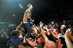 Supporting image for story: Kaiser Chiefs at the Wolverhampton Civic: Every gig we love you more and more