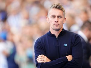 Supporting image for story: Kieran McKenna was never worried about selecting keeper Arijanet Muric