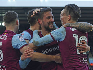 Supporting image for story: Aston Villa boss Steve Bruce: We can still catch Wolves