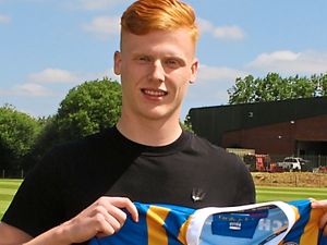 Supporting image for story: Former Shrewsbury ace Jack Grimmer wants new Town boy Ryan Haynes to take his chance