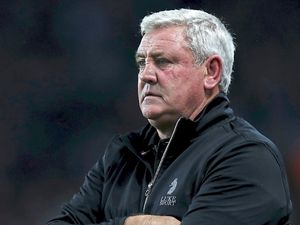 Supporting image for story: Aston Villa midfielder John McGinn looking forward to "strange" reunion with former boss Steve Bruce