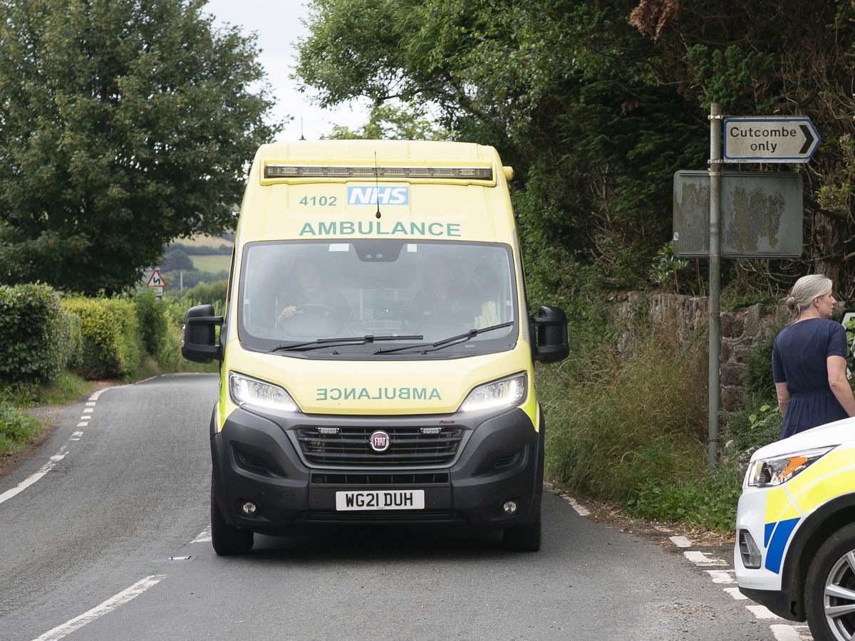 Former jockey who helped Minehead crash victims says he ‘couldn’t sleep’ Former jockey who helped Minehead crash victims says he ‘couldn’t sleep’