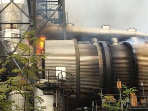 Supporting image for story: Firefighters tackle large blaze at Kronospan factory in Chirk - with video