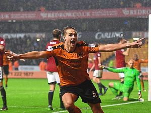 Supporting image for story: Dave Edwards leaves Wolves for Reading