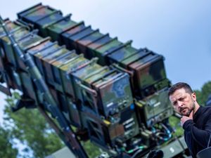 Supporting image for story: Russia fires more missiles at Ukraine ahead of diplomatic effort to stop the war