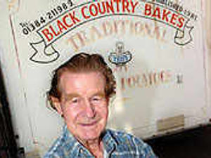 Supporting image for story: I'll not jacket in says hot potato seller, 81