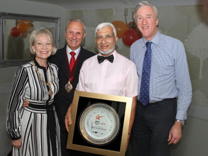 Mayor of Bridgnorth visiting the successful curry restaurant