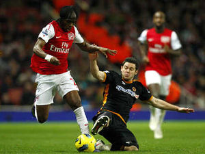 Supporting image for story: Gritty Wolves told to avoid Bolton 'slap'