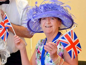 Supporting image for story: Attack on council as Ellesmere's deputy mayor resigns