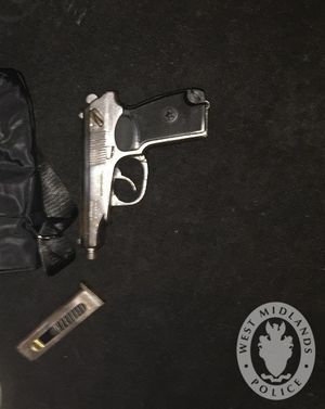 The revolver with magazine