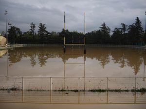 Supporting image for story: Two days of torrential rain bring major flooding to central France