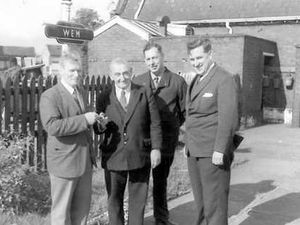 Supporting image for story: This week's pictures from the past - February 19