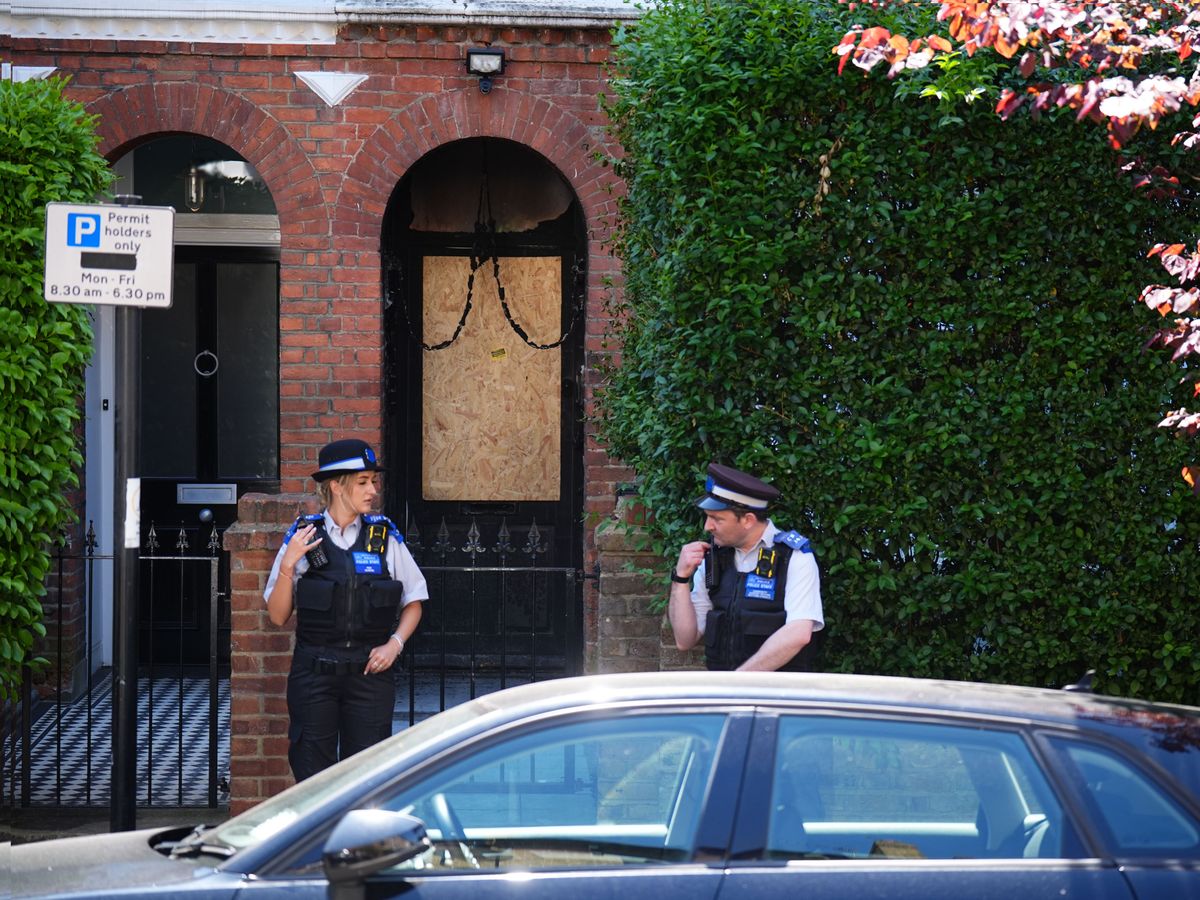 Fourth man arrested over fires at properties linked to Keir Starmer bailed