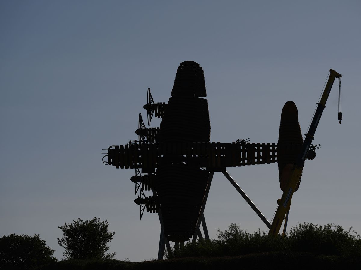 Lancaster bomber sculpture paying tribute to air crews erected in Lincolnshire