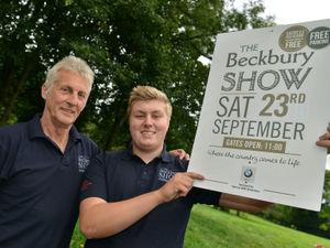 Supporting image for story: Thousands to attend village show