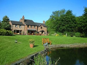 The restaurant at Moddershall Oaks, near Stone, provides lakeside views