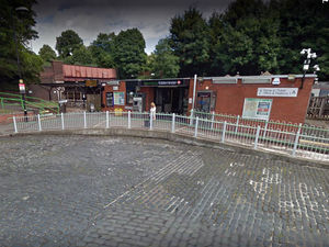 Supporting image for story: Call for rethink on station cobbles
