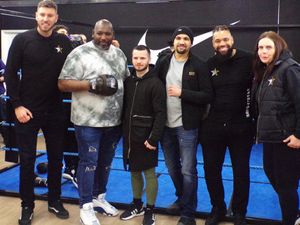 Supporting image for story: Boxing champions backing kids for a bright future 