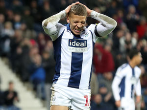 Supporting image for story: Dwight Gayle faces two-match ban after FA charge him for diving