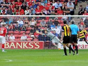 Supporting image for story: Walsall 0 Brentford 1