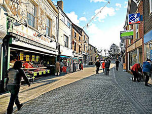 Supporting image for story: £50 fee plan for Wellington traders' displays axed by council