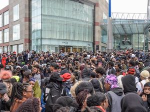 Supporting image for story: Crowds flock to Birmingham Bullring to see YouTuber Canking
