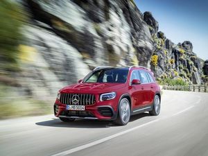 Supporting image for story: Mercedes-AMG introduces 302bhp GLB35