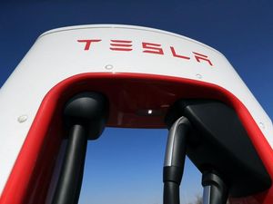 Supporting image for story: Tesla applies to become UK energy supplier