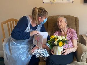 Supporting image for story: Mother and daughter able to hold each other’s hands for first time in year