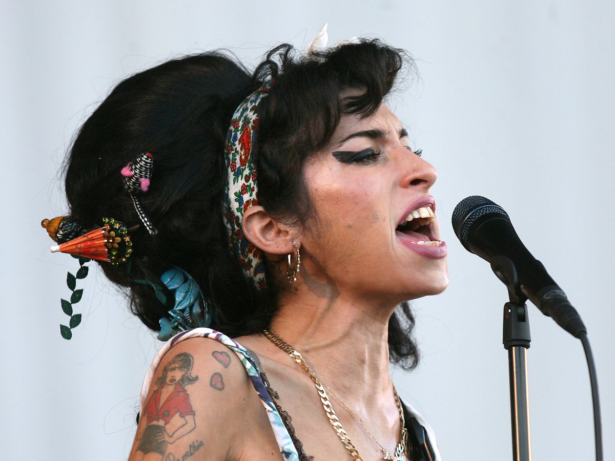 Amy Winehouse&rsquo;s father suing friend to &lsquo;hurt&rsquo; her, High Court told